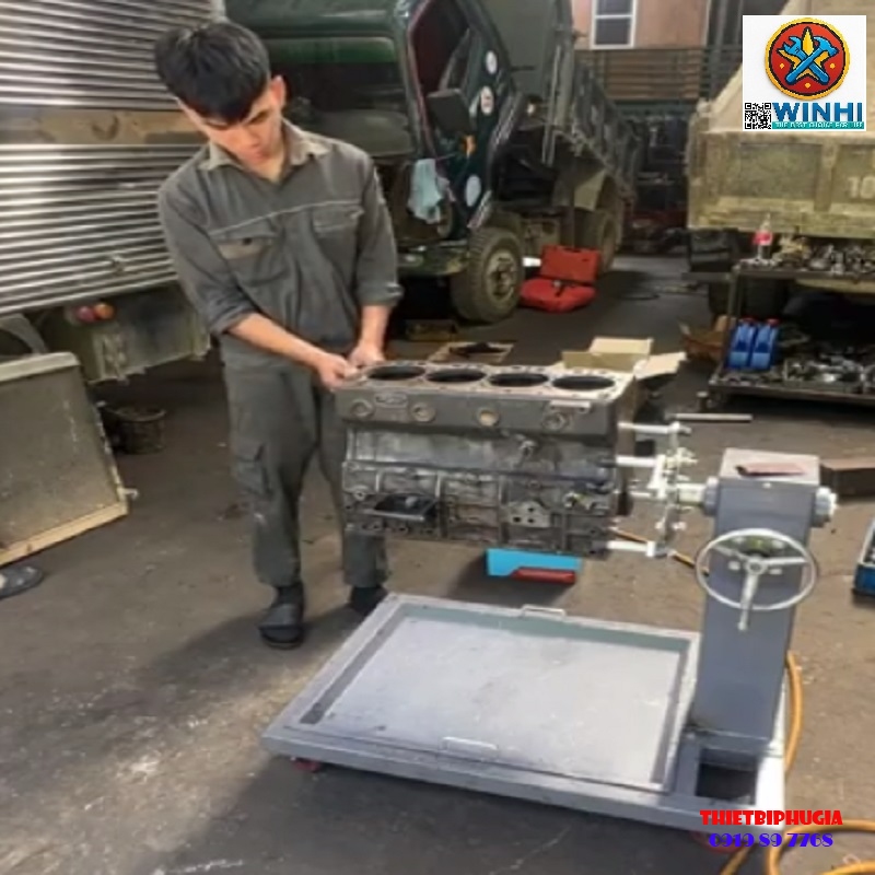 Giá Treo Lắp Ráp Động Cơ Có Hộp Số thực tế winhi